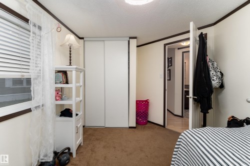422 Oak Wood Crescent Northwest, Edmonton, AB 