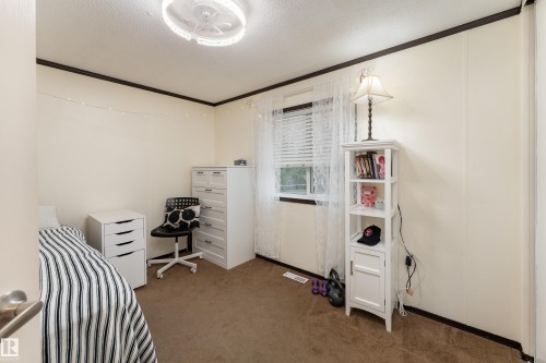 422 Oak Wood Crescent Northwest, Edmonton, AB 