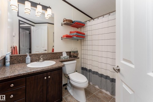 422 Oak Wood Crescent Northwest, Edmonton, AB 