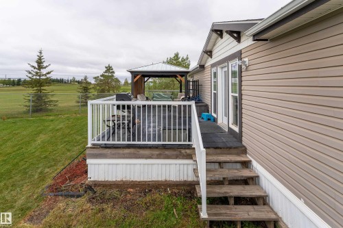 422 Oak Wood Crescent Northwest, Edmonton, AB 