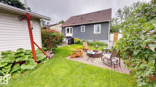 7727 77 Avenue Nw, Edmonton, AB - Outdoor