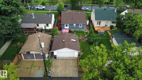 7727 77 Avenue Nw, Edmonton, AB - Outdoor
