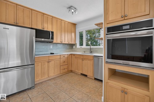 8311 160 Street Nw, Edmonton, AB 