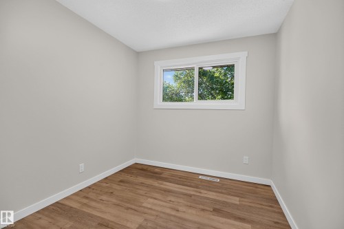 8311 160 Street Nw, Edmonton, AB 
