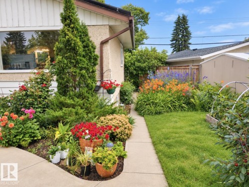 8311 160 Street Nw, Edmonton, AB 