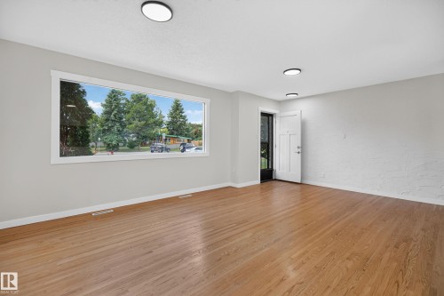 8311 160 Street Nw, Edmonton, AB 