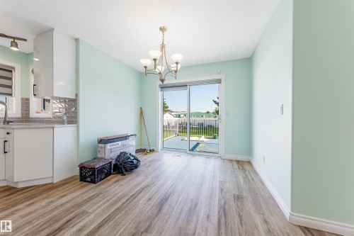 13023 Hudson Way Nw, Edmonton, AB 