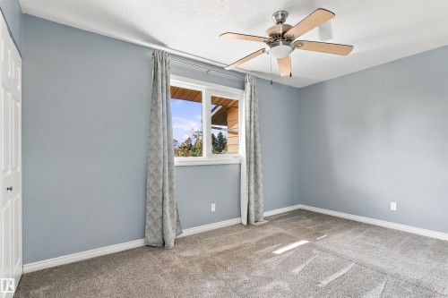161 Woodstock Nw, Edmonton, AB 
