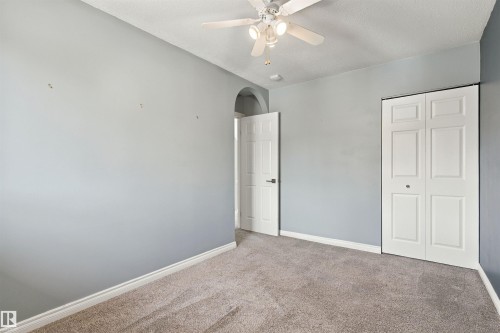 161 Woodstock Nw, Edmonton, AB 