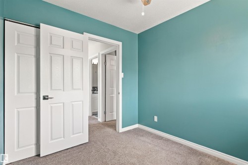 161 Woodstock Nw, Edmonton, AB 