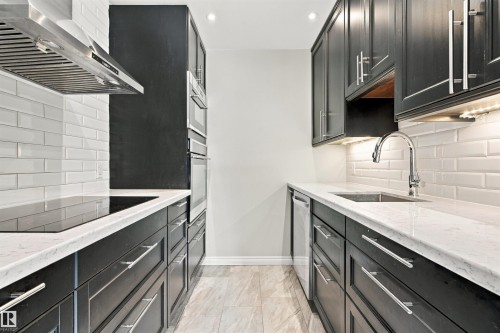 161 Woodstock Nw, Edmonton, AB 