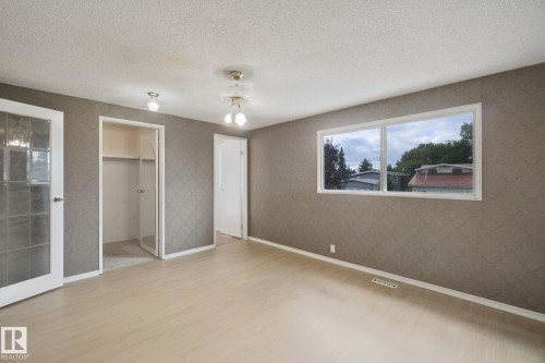 8807 181 Street Nw, Edmonton, AB 