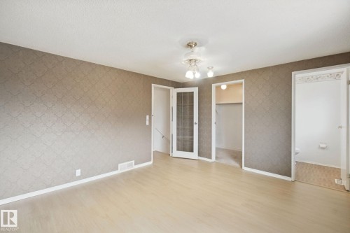 8807 181 Street Nw, Edmonton, AB 