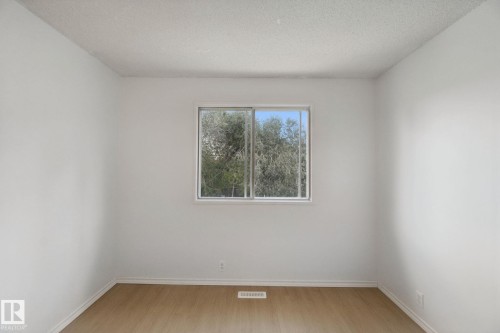 8807 181 Street Nw, Edmonton, AB 