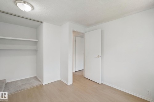 8807 181 Street Nw, Edmonton, AB 