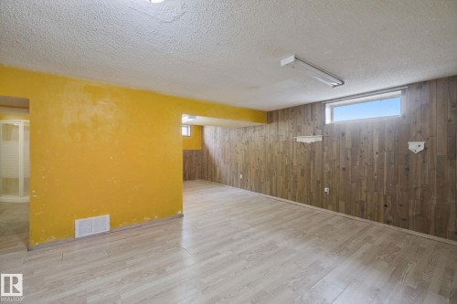 8807 181 Street Nw, Edmonton, AB 