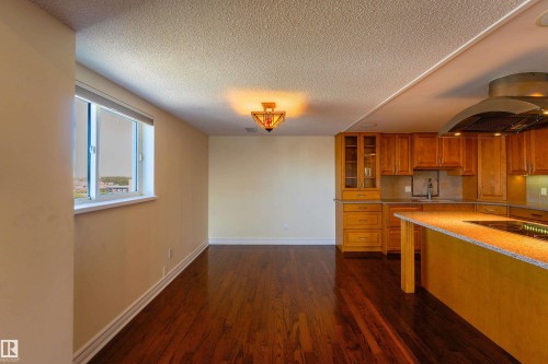 #1504 10130 114 St Nw, Edmonton, AB 