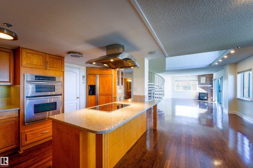#1504 10130 114 St Nw, Edmonton, AB 