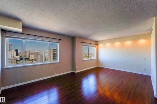 #1504 10130 114 St Nw, Edmonton, AB 