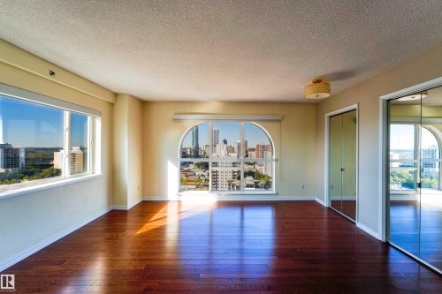 #1504 10130 114 St Nw, Edmonton, AB 