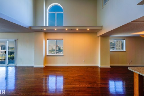 #1504 10130 114 St Nw, Edmonton, AB 