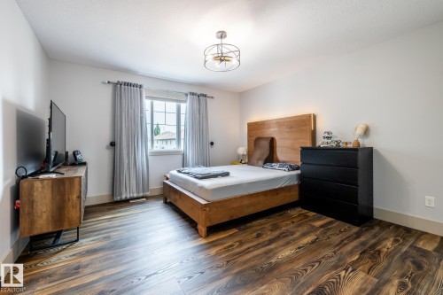 #10 1901 126 St Sw, Edmonton, AB - Indoor Photo Showing Bedroom
