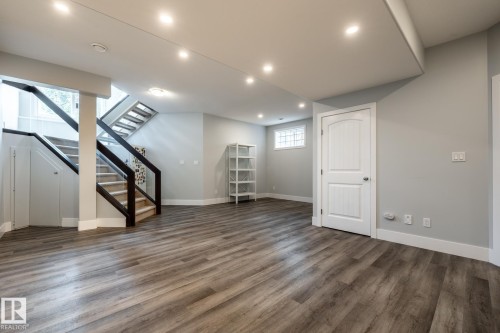 #10 1901 126 St Sw, Edmonton, AB - Indoor Photo Showing Other Room