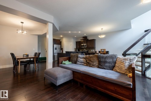 #10 1901 126 St Sw, Edmonton, AB - Indoor Photo Showing Living Room
