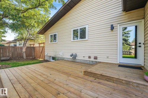 2031 104A Street Nw, Edmonton, AB 