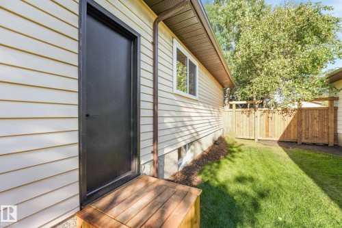 2031 104A Street Nw, Edmonton, AB 