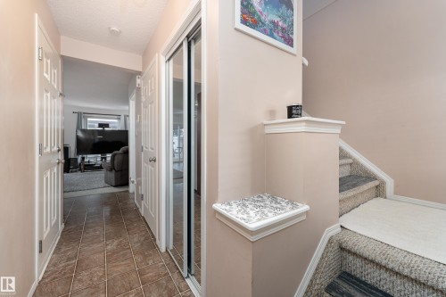 2309 27 Avenue Nw, Edmonton, AB 