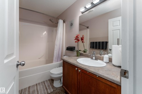 2309 27 Avenue Nw, Edmonton, AB 