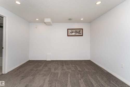 2309 27 Avenue Nw, Edmonton, AB 