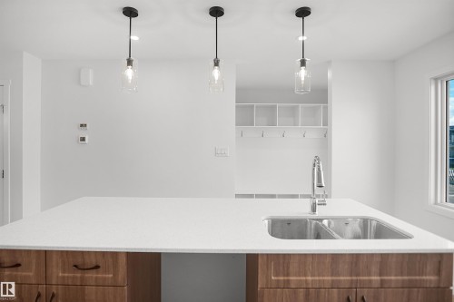 21358 128A Avenue Nw, Edmonton, AB - Indoor Photo Showing Kitchen With Double Sink With Upgraded Kitchen