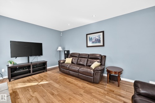 10451 26 Avenue Nw, Edmonton, AB 