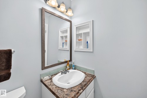 10451 26 Avenue Nw, Edmonton, AB 