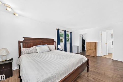 10451 26 Avenue Nw, Edmonton, AB 