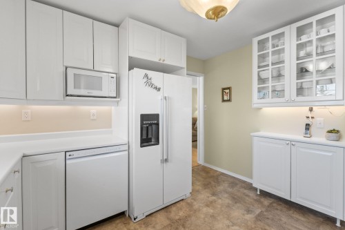 15716 78A Avenue Nw, Edmonton, AB 