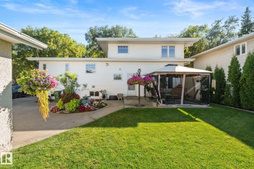15716 78A Avenue Nw, Edmonton, AB 