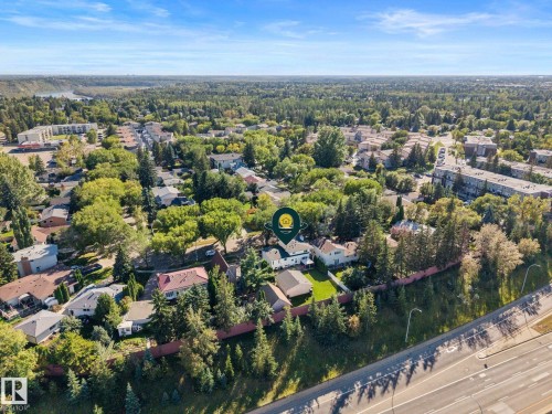 15716 78A Avenue Nw, Edmonton, AB 