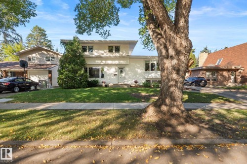 15716 78A Avenue Nw, Edmonton, AB 