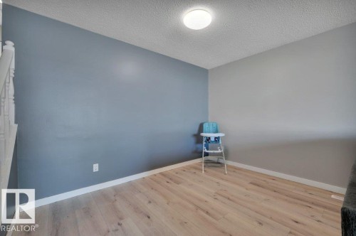 18023 73 Avenue Nw, Edmonton, AB 