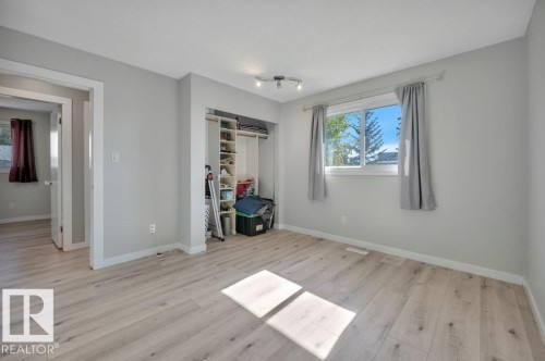 18023 73 Avenue Nw, Edmonton, AB 