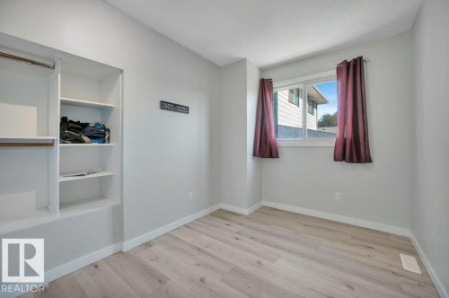 18023 73 Avenue Nw, Edmonton, AB 