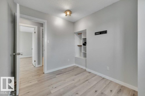 18023 73 Avenue Nw, Edmonton, AB 