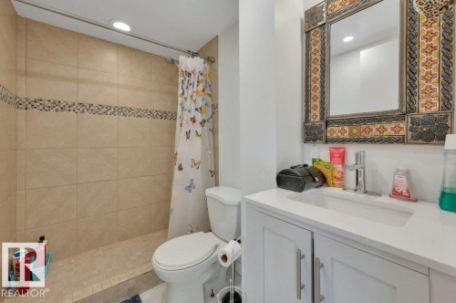 18023 73 Avenue Nw, Edmonton, AB 