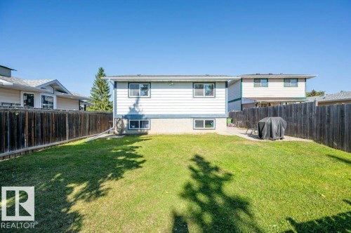 18023 73 Avenue Nw, Edmonton, AB 