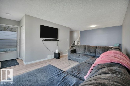 18023 73 Avenue Nw, Edmonton, AB 