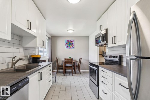 16522 104 Avenue Nw, Edmonton, AB 