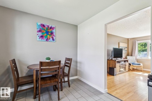 16522 104 Avenue Nw, Edmonton, AB 